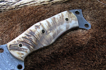 Pig Sticker Bowie Knife with Full Tang Damascus Blade and Brass Pipe Hole Handle